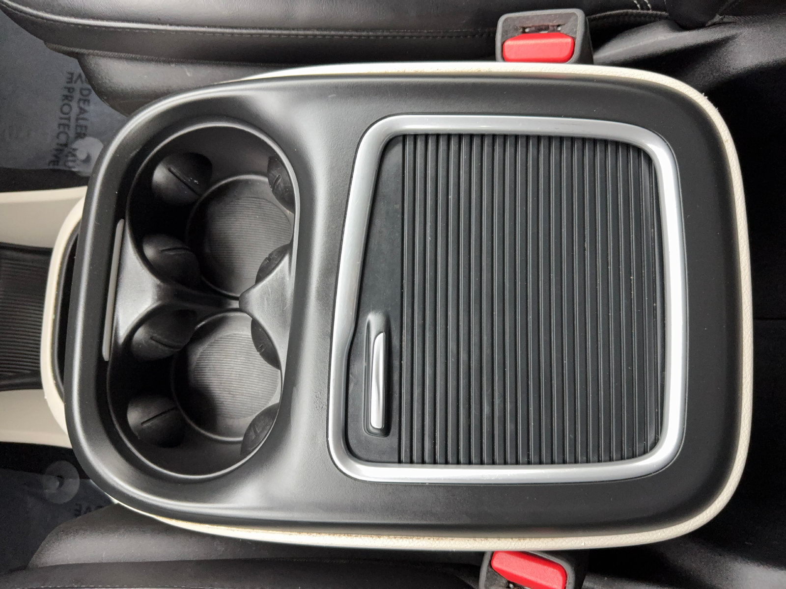 Used 2023 Chrysler Pacifica Touring-L FWD image 30