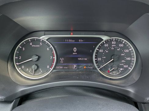 Certified 2025 Nissan Sentra SV FWD image 24