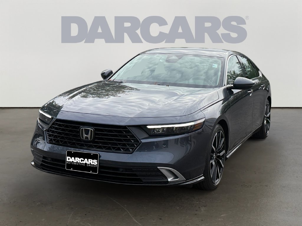 Certified 2025 Honda Accord Touring image 3