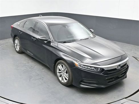 Used 2018 Honda Accord LX image 13