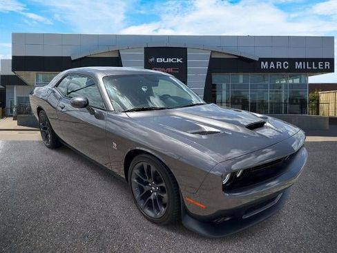 Used 2022 Dodge Challenger R/T Scat Pack RWD image 1