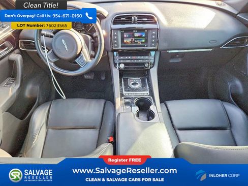 Used 2017 Jaguar F-PACE Premium image 11