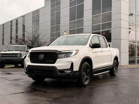 Used 2023 Honda Ridgeline Black Edition image 2
