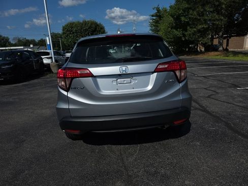 Used 2017 Honda HR-V LX image 6