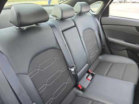 Used 2020 Kia Forte GT-Line w/ GT-Line Premium Package image 12