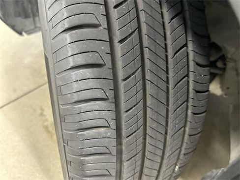 Certified 2019 Honda CR-V EX-L image 29