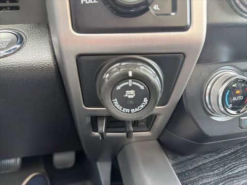 Used 2019 Ford F150 Platinum w/ Equipment Group 701A Luxury AWD/4WD image 26