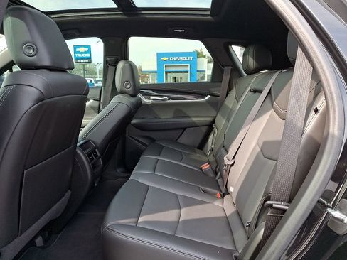 Certified 2023 Cadillac XT5 Premium Luxury image 12