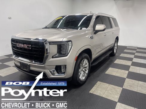 Used 2022 GMC Yukon XL SLE w/ Gmc Pro Safety Plus Package AWD/4WD image 1