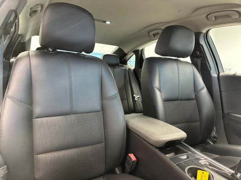 Used 2018 Chevrolet Impala LT image 15