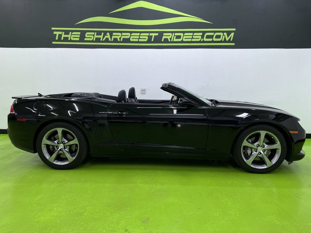 Used 2014 Chevrolet Camaro SS w/ RS Package RWD image 11