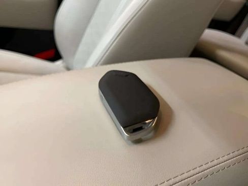 Used 2025 Kia Sorento S AWD/4WD image 91