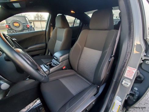 Used 2023 Dodge Charger SXT w/ Blacktop Package image 28