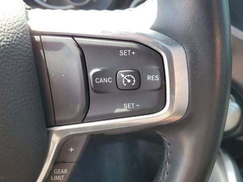 Used 2023 RAM 1500 Laramie AWD/4WD image 15