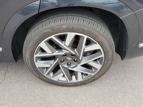 Used 2023 Hyundai Santa Fe Calligraphy image 39