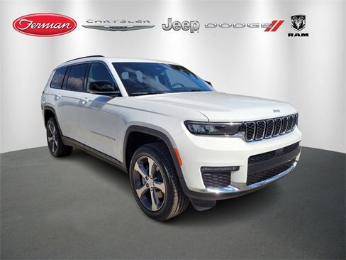 New 2025 Jeep Grand Cherokee L Limited image 1