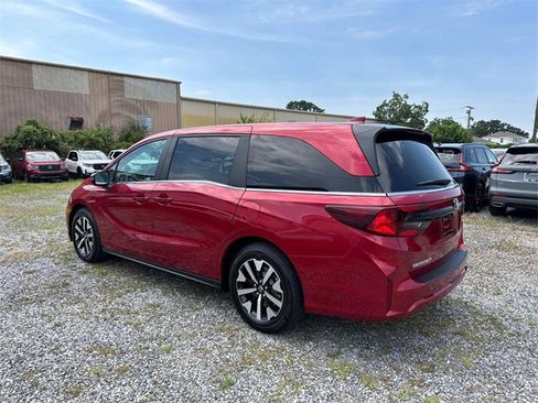 New 2026 Honda Odyssey EX-L image 2