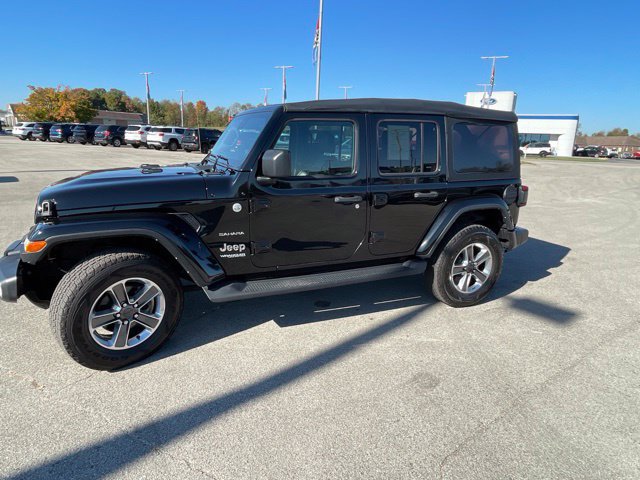 Used 2022 Jeep Wrangler Unlimited Sahara w/ Cold Weather Group AWD/4WD image 4