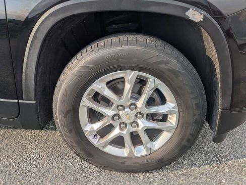 Used 2019 Chevrolet Traverse LS FWD image 11