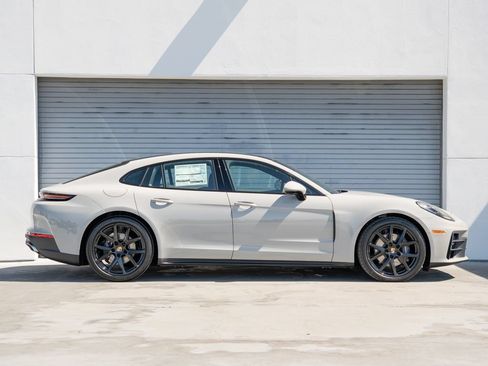 New 2026 Porsche Panamera 4 AWD/4WD image 8
