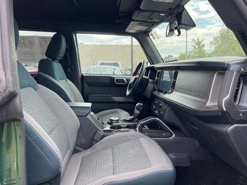 Used 2022 Ford Bronco Outer Banks AWD/4WD image 9