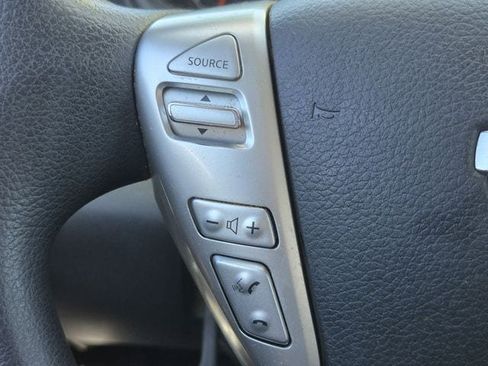 Used 2019 Nissan Versa S Plus FWD image 10
