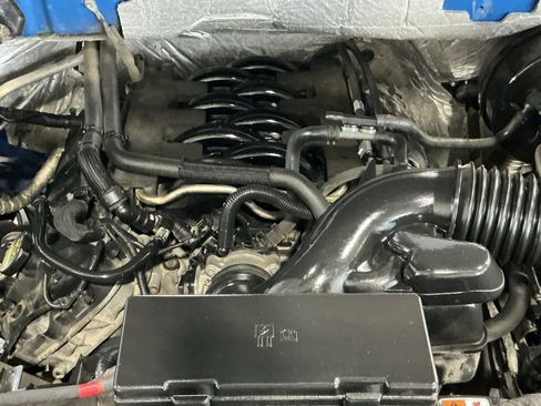 Used 2011 Ford F150 XLT w/ XLT Convenience Pkg image 20