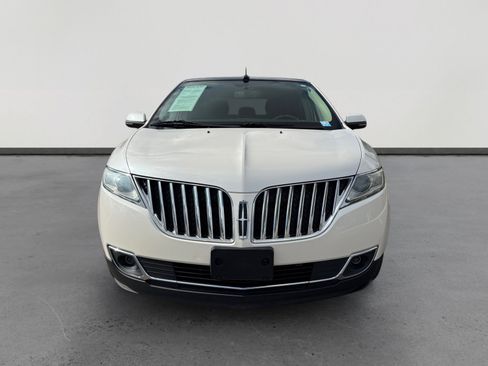 Used 2014 Lincoln MKX Base w/ Equipment Group 102A image 8
