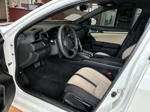 Used 2018 Honda Civic LX image 19