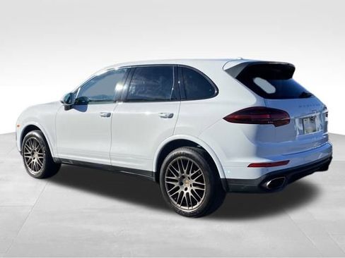 Used 2017 Porsche Cayenne image 5