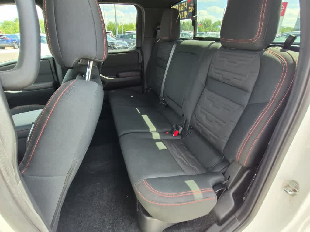 Used 2023 Nissan Frontier PRO-4X w/ Pro Convenience Package AWD/4WD image 7