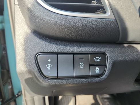Certified 2025 Kia Seltos EX AWD/4WD image 25