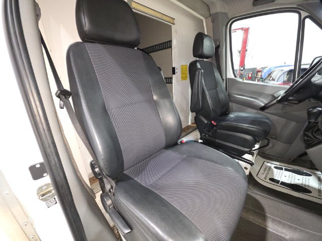 Used 2016 Freightliner Sprinter 3500 RWD image 23
