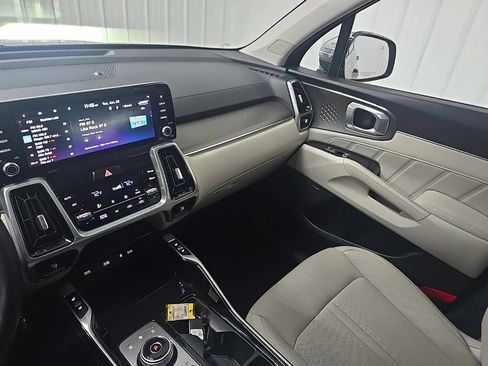 Used 2024 Kia Sorento SX Prestige AWD/4WD image 26