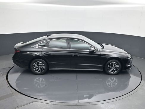 New 2026 Hyundai Sonata Blue FWD image 16