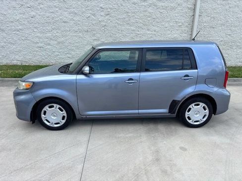 Used 2011 Scion xB image 16