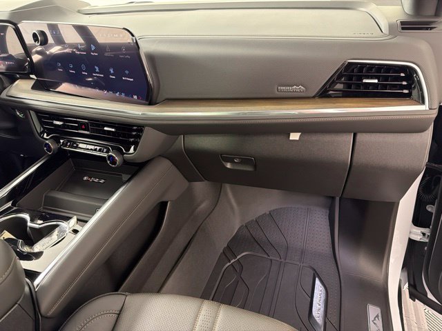 New 2027 Chevrolet Tahoe High Country AWD/4WD image 33