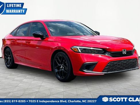 Used 2024 Honda Civic Sport image 1