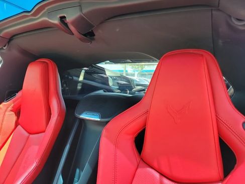 Used 2025 Chevrolet Corvette Z06 RWD image 24