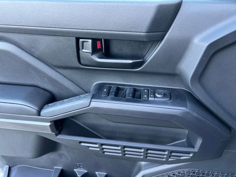New 2026 Toyota Tacoma SR5 AWD/4WD image 17