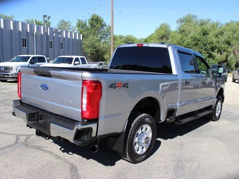 Used 2024 Ford F350 XLT AWD/4WD image 12