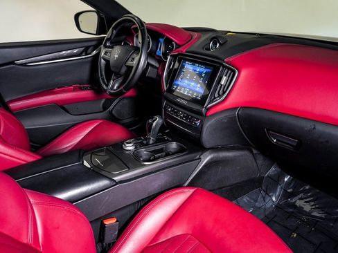 Used 2017 Maserati Ghibli S Q4 image 13