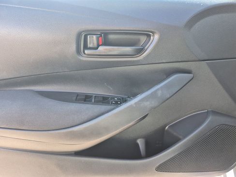 Used 2024 Toyota Corolla LE FWD image 7