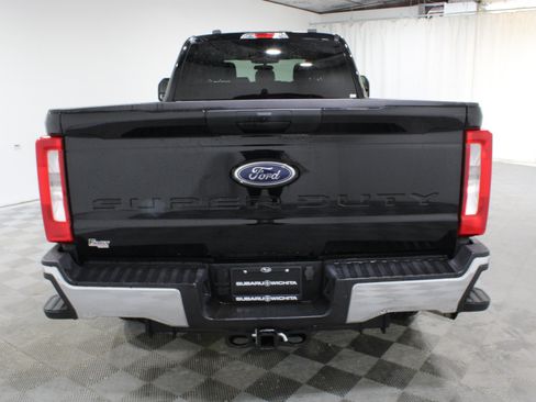 Used 2025 Ford F250 XLT AWD/4WD image 28