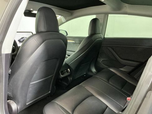 Used 2022 Tesla Model 3 Performance AWD/4WD image 22