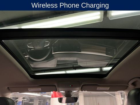 Used 2021 Volkswagen Atlas SEL Premium image 10