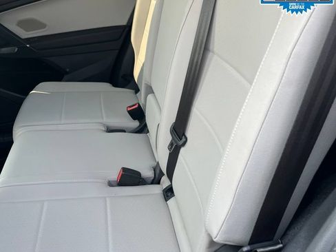 Used 2020 Volkswagen Tiguan SE R-Line AWD/4WD image 19