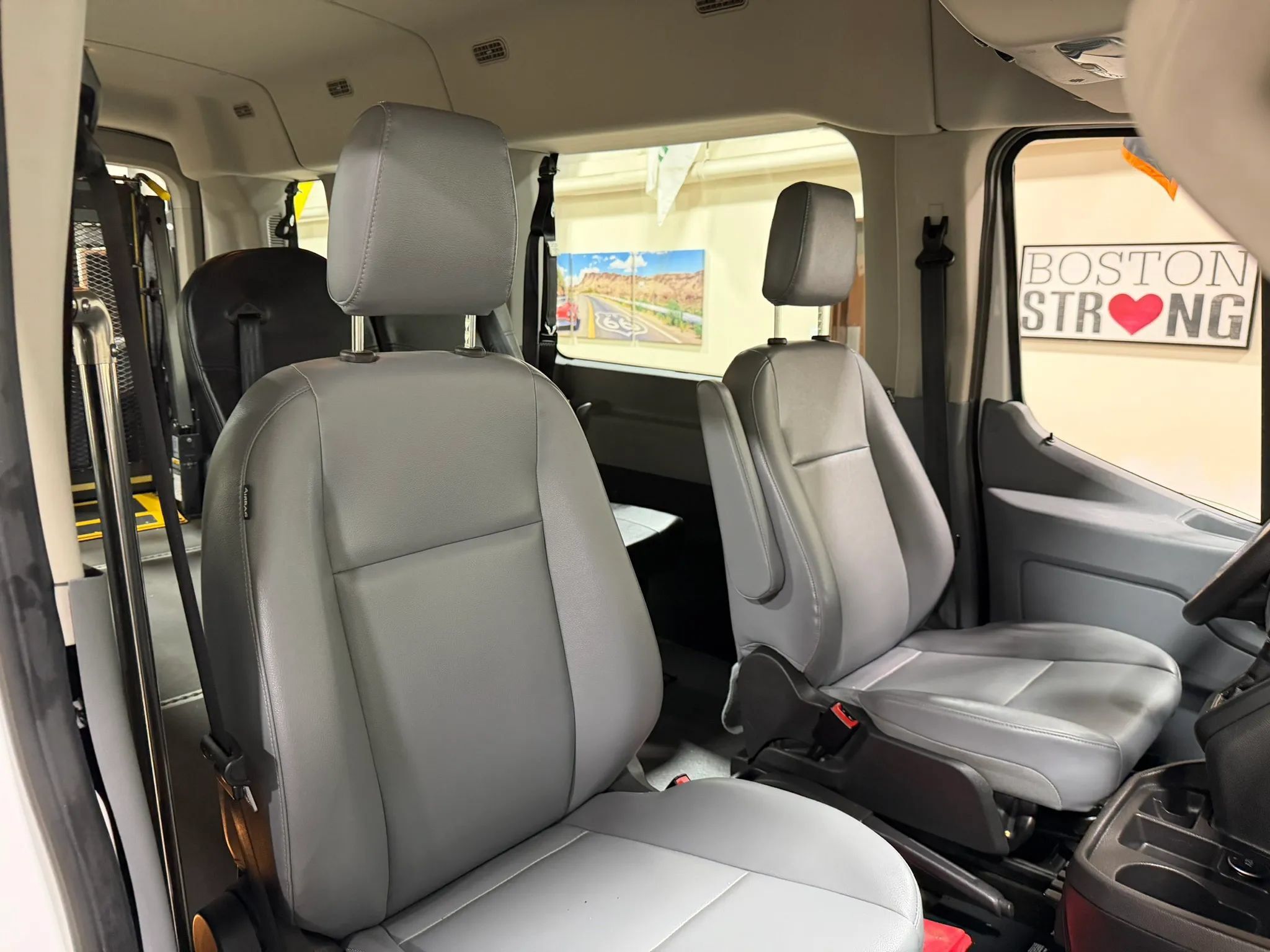 Used 2015 Ford Transit 350 XL RWD image 32
