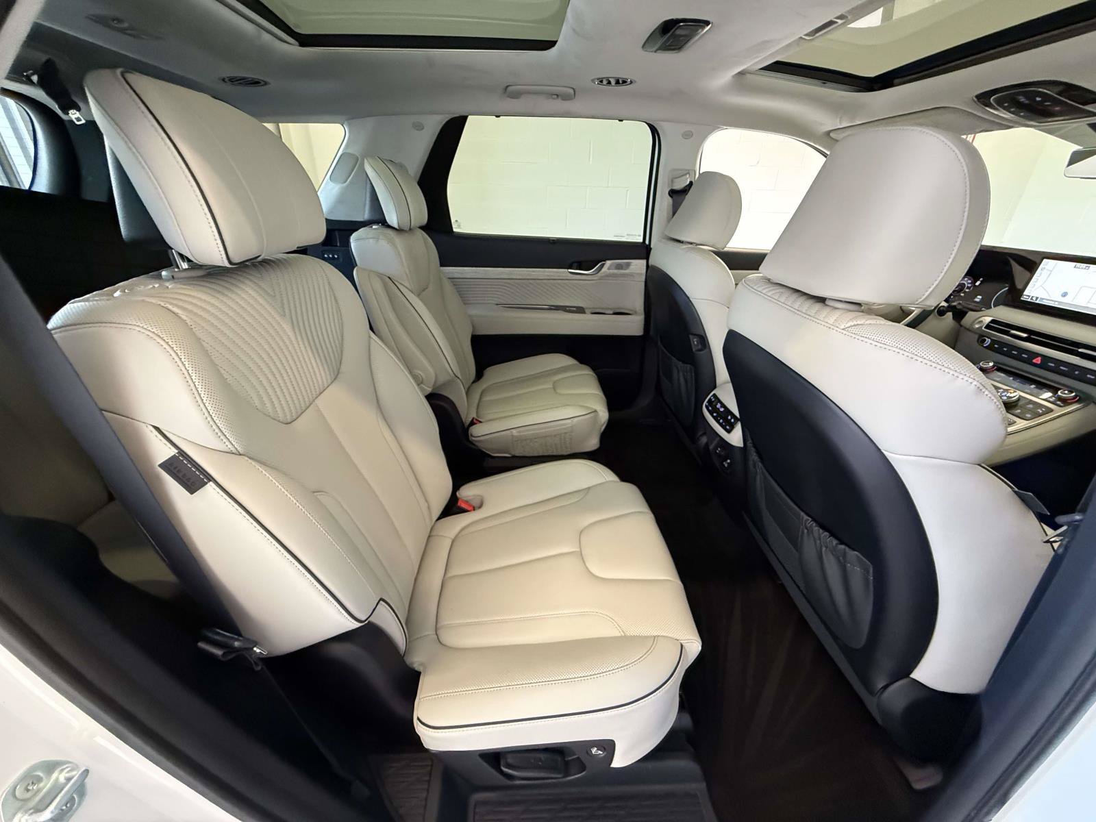 Used 2024 Hyundai Palisade Calligraphy AWD/4WD image 16