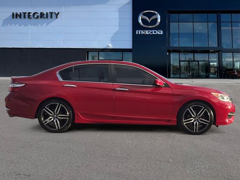 Used 2017 Honda Accord Sport Special Edition image 3